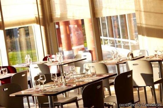 깜빠닐레 됭케르크 이스트 - 아름보우츠-카펠 호텔 아름보우츠카펠 레스토랑 사진